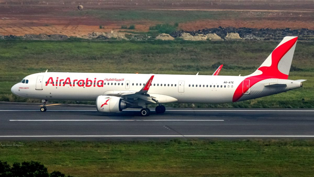 Зліт літака авіакомпанії Air Arabia