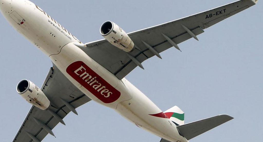 Літак компанії Emirates