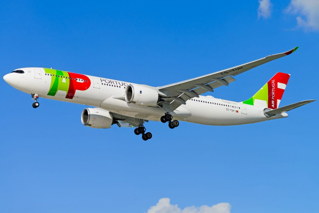 Зліт літака компанії TAP Air Portugal