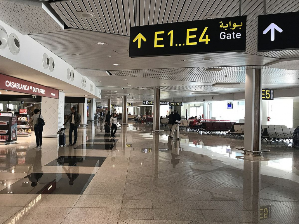 Зона торгівлі в аеропорту Касабланки