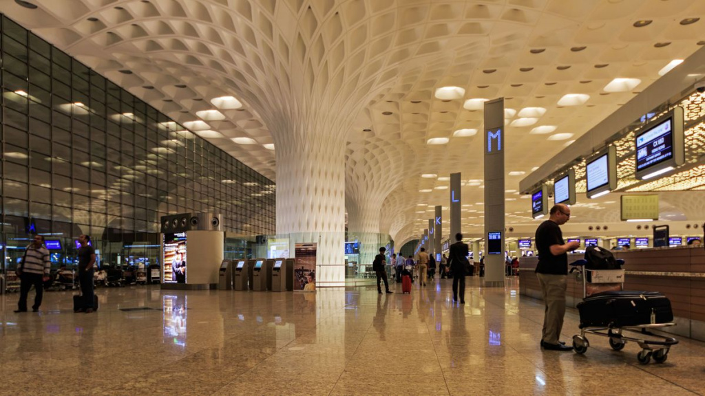 Хол  аеропорту "Мумбай"