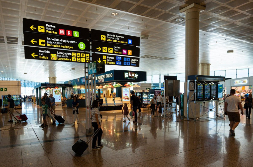 Торгова зона аеропорту Барселона Ель-Прат