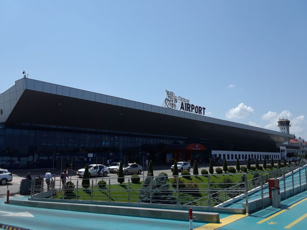 Термінал аеропорту Кишинева