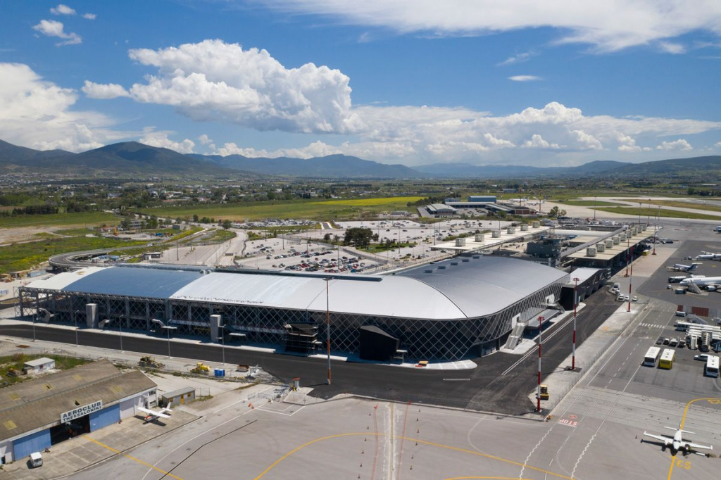 Аеропорт Македонія у Салоніках