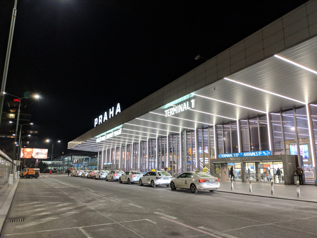 Термінал 1 аеропорту Гавела у Празі