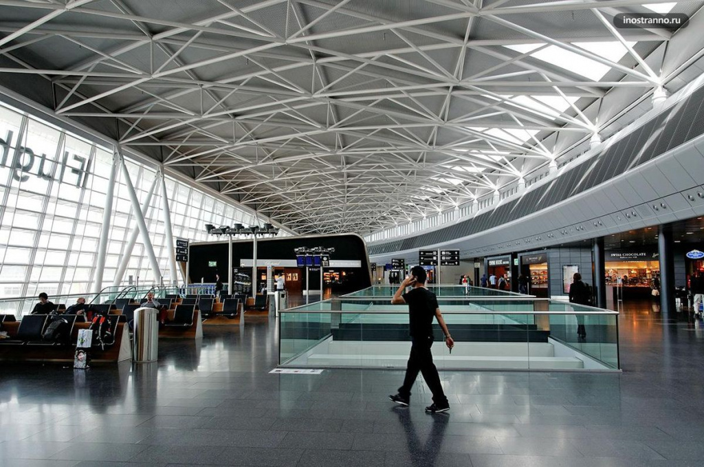 Термінал аеропорту Цюрих