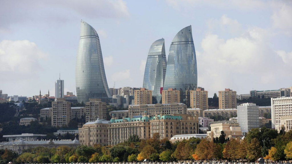 Вогняні Вежі Баку