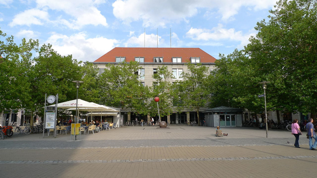 Площа гугенотів, Ерланген