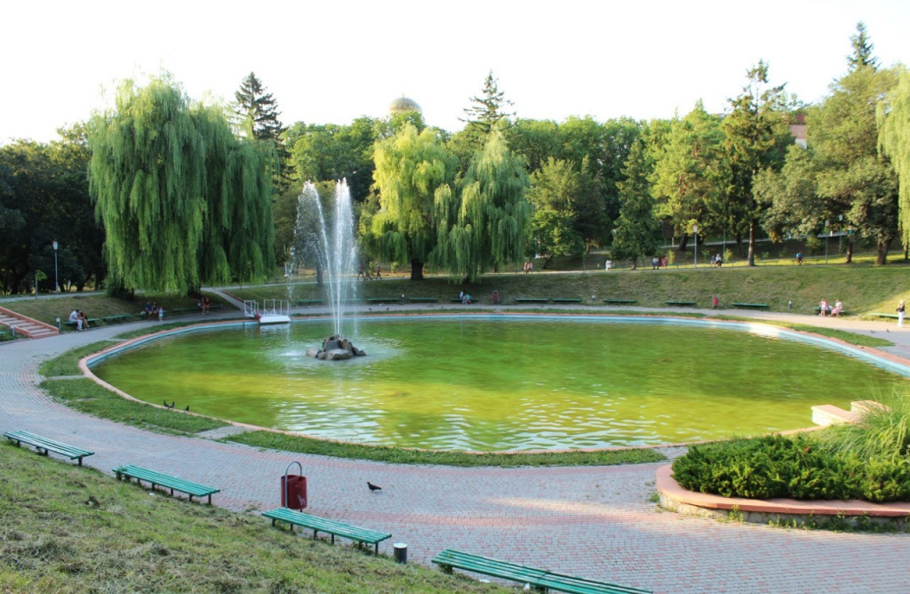 Городской парк в Каменце-Подольском