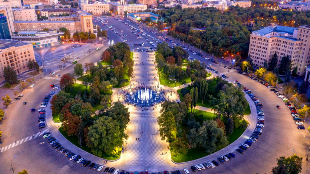 Площа Свободи в Харкові