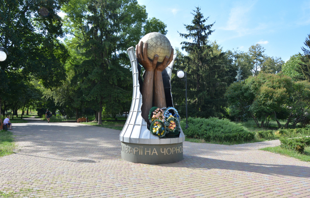 Пам'ятник чорнобильцям у Ковелі