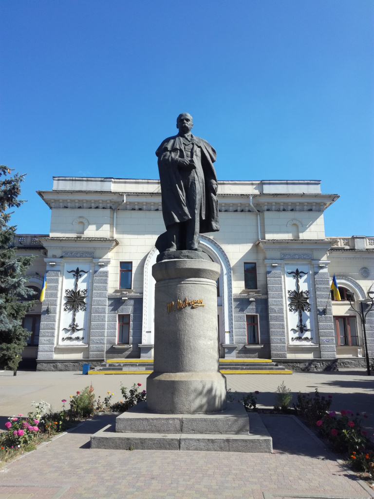 Пам'ятник Шевченку, Сміла