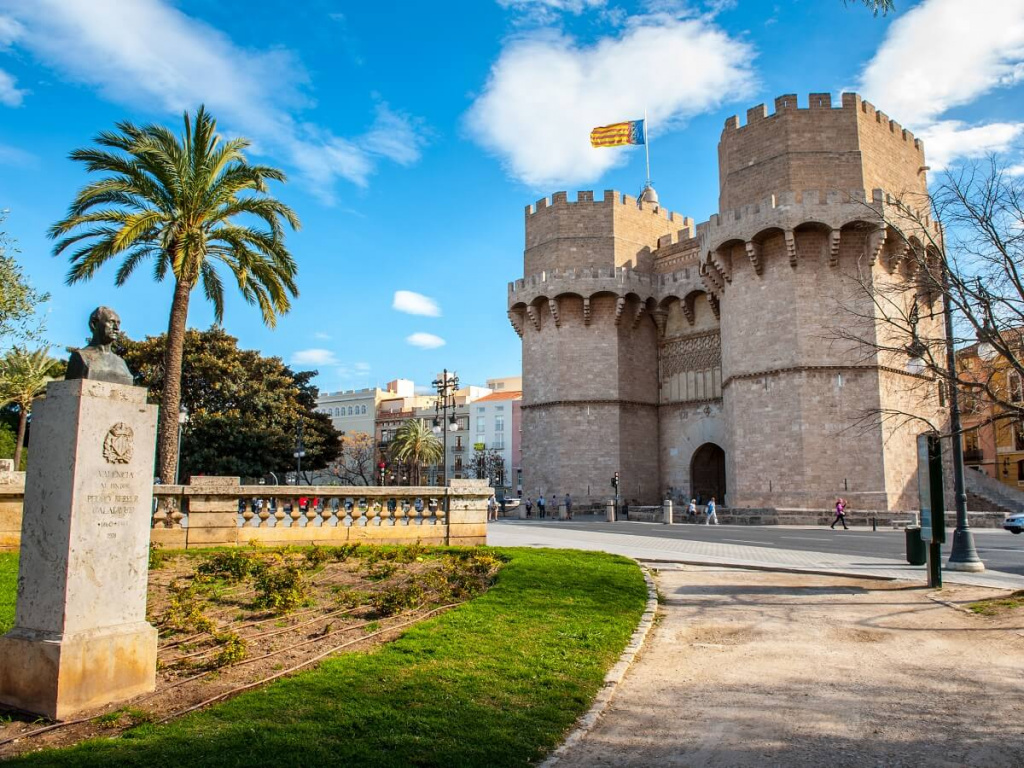 Крепостные ворота Валенсии
