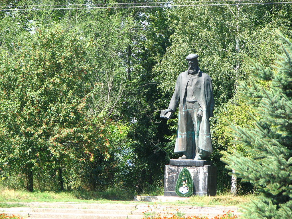 Пам'ятник Грабовському, Валки