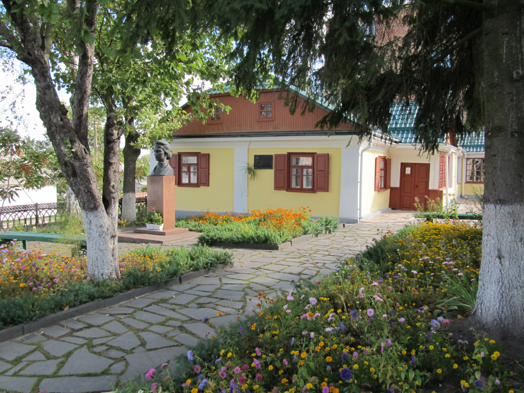Музей Леси Украинки, Звягель