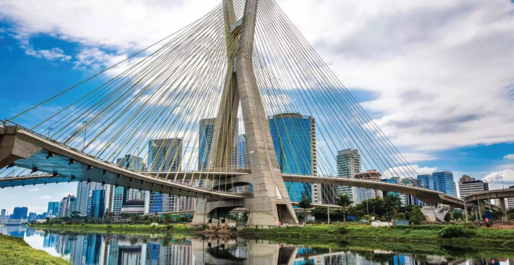 Мост Оливейра в Сан-Паулу