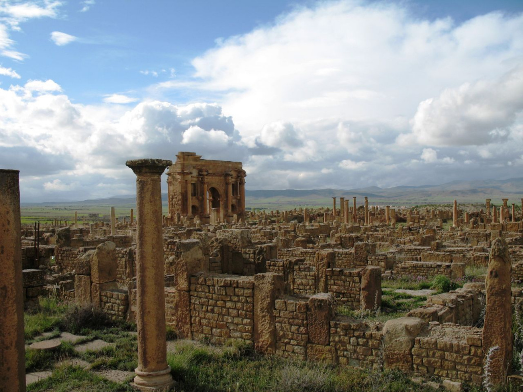 Римські руїни біля Батни, Алжир