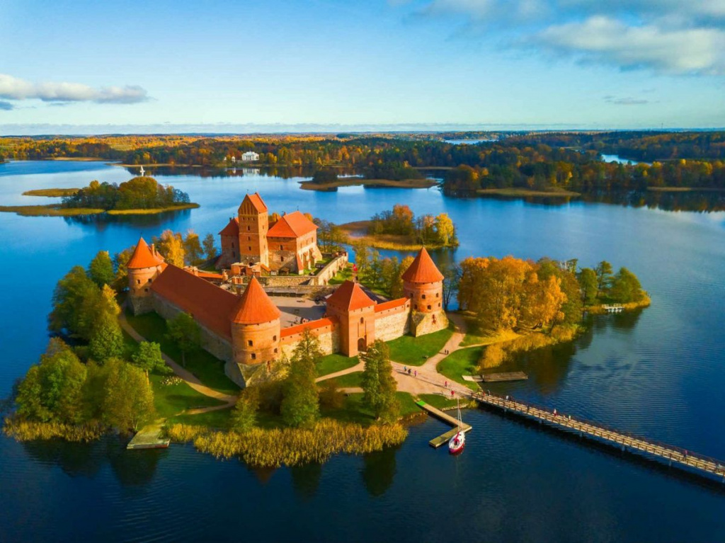 Тракийский замок, Литва