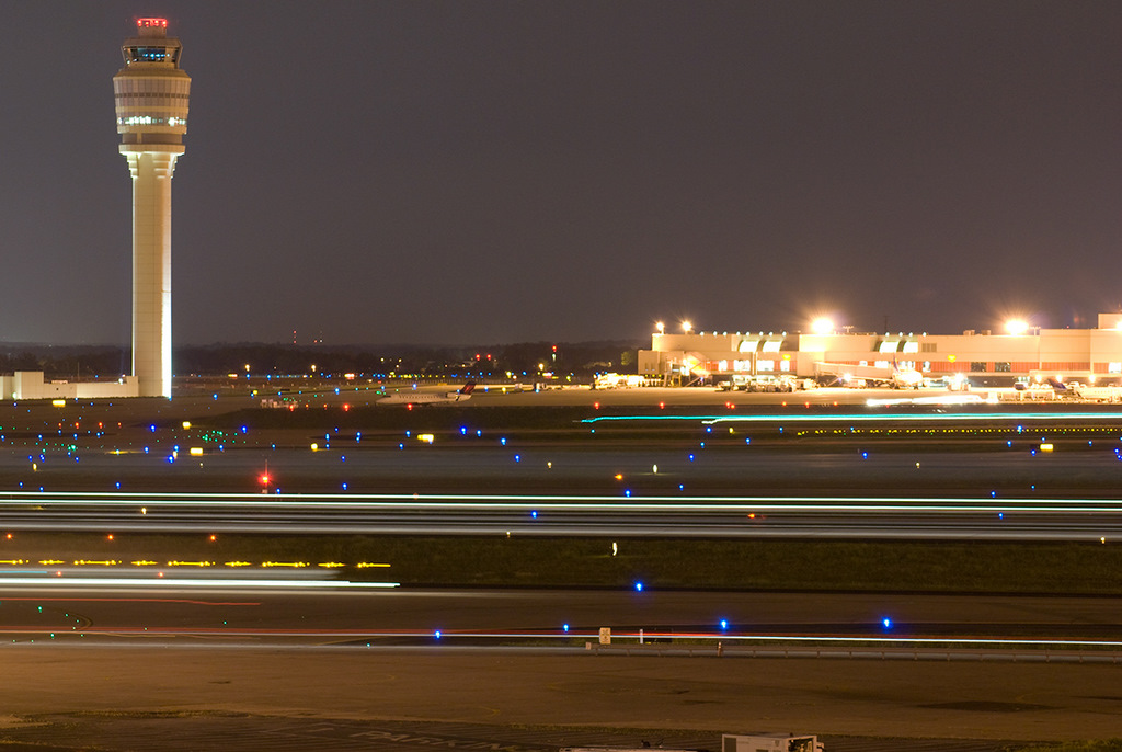 Диспетчерська вежа аеропорту Атланти