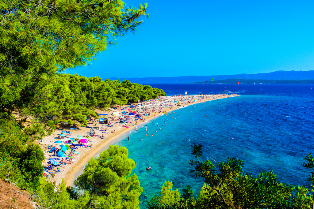 Пляж Златни Рать, Хорватія